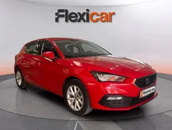 Rojo Usado 2022 Seat Leon Style Berlina | 15.490 € (Precio justo)