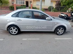 Gris / plata Usado 2005 Chevrolet Nubira SX Berlina | 900 €