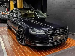 Gris / plata Usado 2016 Audi A8 Exclusive Berlina | 31.900 €