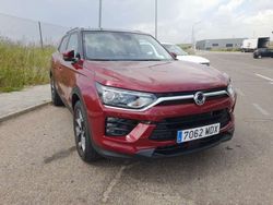 Burdeos Usado 2023 Ssangyong (KGM) Korando SUV | 20.900 € (Un poco caro)