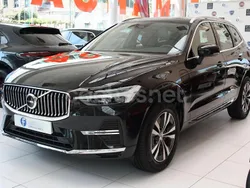 Negro Usado 2023 Volvo XC60 Core SUV | 42.300 € (Buen precio)