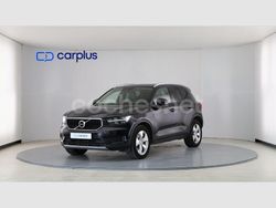 Negro onyx (metalizado) Usado 2019 Volvo XC40 Momentum SUV | 28.290 € (Precio justo)