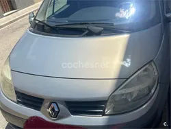 Azul Usado 2005 Renault Scénic II Dynamique Monovolumen | 4000 € (Un poco caro)