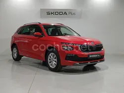 Rojo Usado 2024 Skoda Kamiq Selection SUV | 20.900 € (Precio justo)