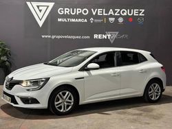 Blanco Usado 2020 Renault Mégane IV Business Berlina | 15.990 € (Caro)