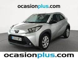 Gris Usado 2024 Toyota Aygo Play Utilitario | 14.000 € (Precio justo)