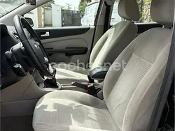 Negro Usado 2005 Ford Focus Trend Berlina | 4500 € (Precio justo)