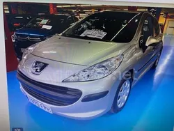Gris / plata Usado 2007 Peugeot 207 Berlina | 6890 € (Caro)