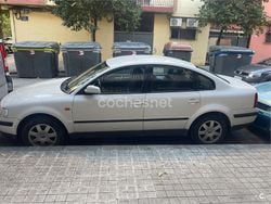 Blanco Usado 1997 VW Passat Comfortline Berlina | 2000 €