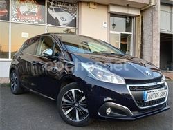 Azul Usado 2018 Peugeot 208 Allure Utilitario | 9900 € (Un poco caro)