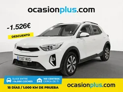 Blanco Usado 2024 Kia Stonic SUV | 16.790 € (Precio justo)