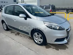 Gris / plata Usado 2012 Renault Scénic III Authentique Monovolumen | 4999 € (Buen precio)