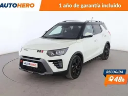 Amarillo Usado 2024 Ssangyong Tivoli Limited SUV | 21.523 € (Caro)