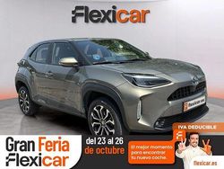 Verde Usado 2024 Toyota Yaris Hybrid Active | 25.290 € (Caro)