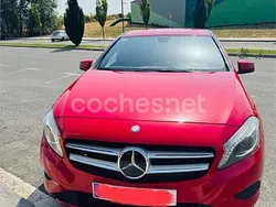 Rojo Usado 2014 Mercedes A180 Urban Berlina | 10.000 € (Precio justo)