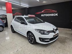 Blanco Usado 2015 Renault Mégane III Bose Edition Berlina | 10.990 € (Precio justo)