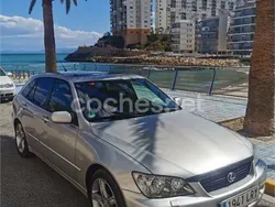 Gris / plata Usado 2004 Lexus IS300 President Line Familiar | 6700 €