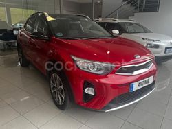 Granate Usado 2019 Kia Stonic SUV | 17.900 € (Caro)