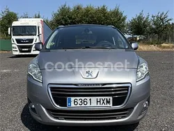 Gris / plata Usado 2015 Peugeot 5008 Allure Monovolumen | 7300 € (Precio justo)