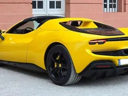 Amarillo Nuevo 2024 Ferrari 296 Descapotable | 339.900 €