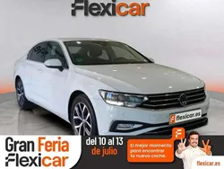 Blanco Usado 2020 VW Passat Executive Berlina | 22.990 € (Precio justo)