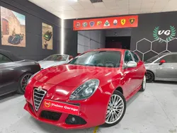 Rojo Usado 2011 Alfa Romeo Giulietta Quadrifoglio Verde Utilitario | 12.500 € (Precio justo)
