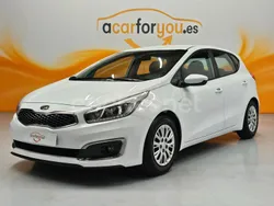 Blanco Usado 2017 Kia Ceed Berlina | 11.500 € (Buen precio)
