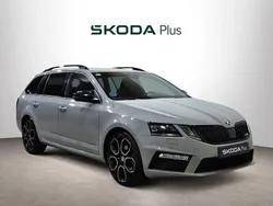 Gris Usado 2020 Skoda Octavia RS Familiar | 26.400 € (Un poco caro)