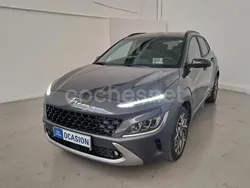 Gris / plata Usado 2023 Hyundai Kona Style SUV | 23.900 € (Precio justo)