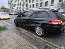 Negro Usado 2017 Peugeot 308 Active Familiar | 10.500 € (Precio justo)