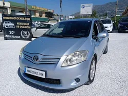 Gris Usado 2012 Toyota Auris Active Utilitario | 7999 € (Precio justo)