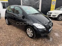 Negro Usado 2010 Mercedes A180 Elegance Monovolumen | 6500 € (Precio justo)