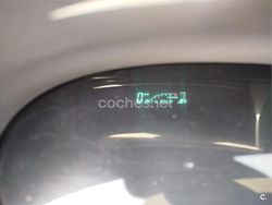 Gris / plata Usado 2004 Toyota Yaris Sol Berlina | 3000 € (Un poco caro)