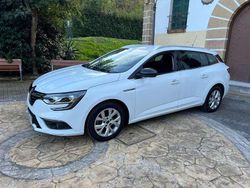 Blanco Usado 2019 Renault Mégane IV LIMITED Utilitario | 11.900 € (Un poco caro)