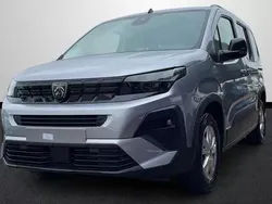 Gris claro Nuevo 2024 Peugeot Rifter Allure Monovolumen | 23.990 € (Precio justo)