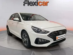 Blanco Usado 2021 Hyundai i30 Berlina | 14.970 € (Buen precio)