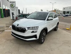 Blanco Nuevo 2025 Skoda Karoq Selection SUV | 32.590 € (Precio justo)