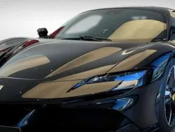 Negro Usado 2021 Ferrari SF90 Coupe | 399.900 €