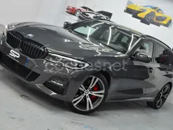 Gris / plata Usado 2021 BMW 330e M Performance Familiar | 31.900 € (Precio justo)