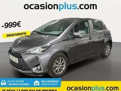Gris Usado 2019 Toyota Yaris Active Utilitario | 9991 € (Precio justo)