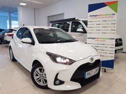 Blanco Usado 2021 Toyota Yaris Berlina | 13.620 € (Super precio)