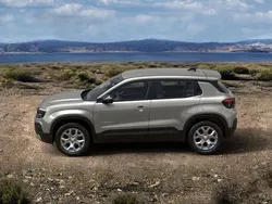 Gris Nuevo 2024 Jeep Avenger EV Altitude SUV | 30.600 €