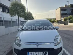 Blanco Usado 2010 Fiat Punto Active Utilitario | 3990 € (Buen precio)