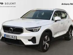 Blanco Usado 2023 Volvo XC40 Core SUV | 34.900 € (Precio justo)