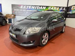 Gris / plata Usado 2008 Toyota Auris Sol Berlina | 4990 € (Caro)