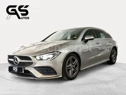 Beige Usado 2020 Mercedes CLA200 Shooting Brake Familiar | 24.999 € (Precio justo)