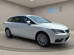 Blanco Usado 2019 Seat Leon ST Reference Familiar | 12.990 € (Precio justo)