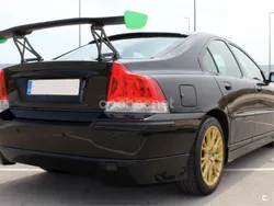Negro Usado 2006 Volvo S60 Momentum Berlina | 9100 € (Caro)