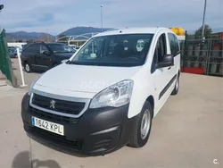Blanco Usado 2018 Peugeot Partner Active Monovolumen | 15.990 €