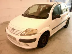 Blanco Usado 2002 Citroën C3 Utilitario | 1530 € (Buen precio)